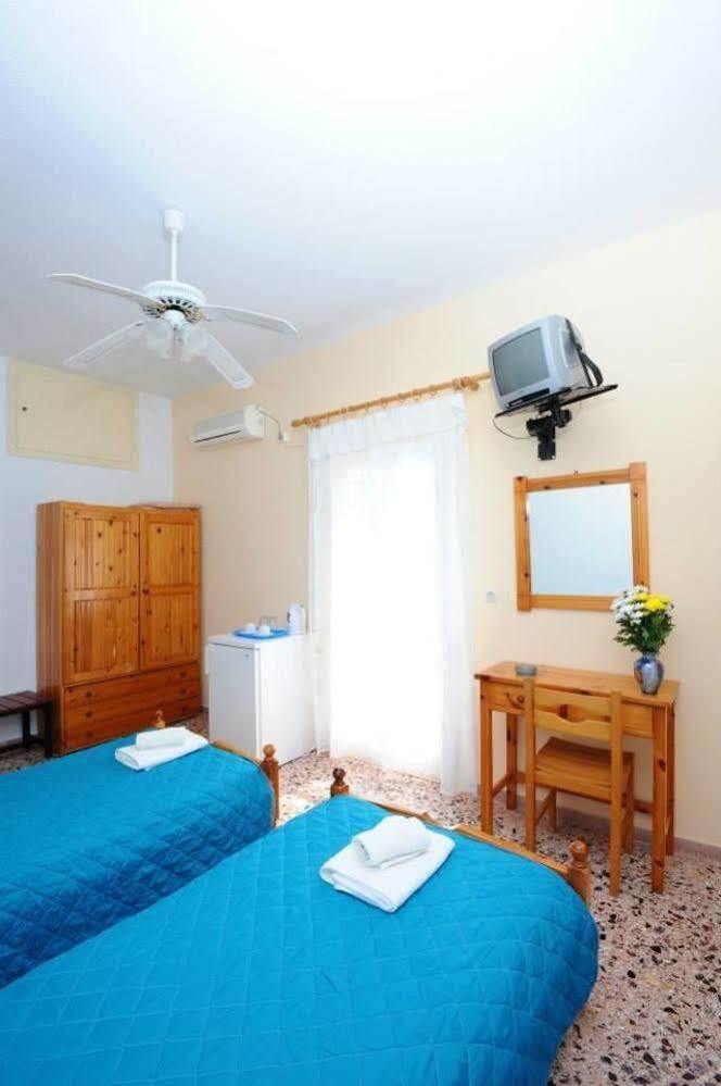 Villa Kavallaris & Apartments 梅萨雷亚 外观 照片